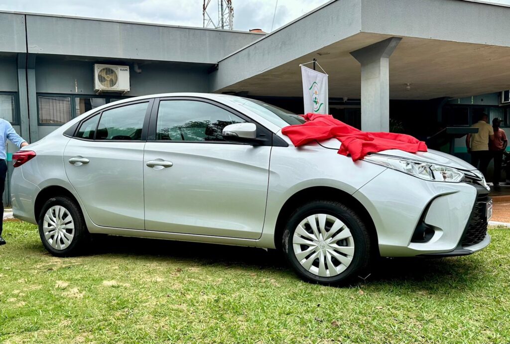 Mais dignidade aos pacientes: Coronel David entrega veículo à Saúde e renova compromisso com Aral Moreira Mais dignidade aos pacientes: Coronel David entrega veículo à Saúde e renova compromisso com Aral Moreira