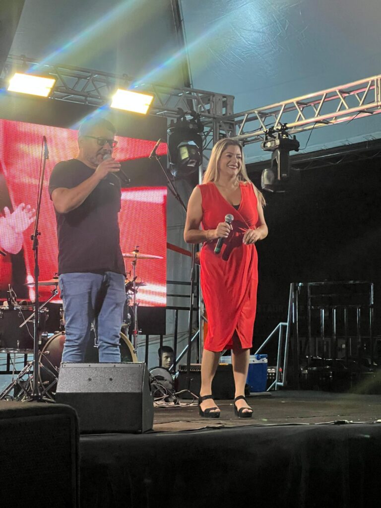 11º Festibai transforma sábado em noite de talento, música e espírito natalino em Amambai