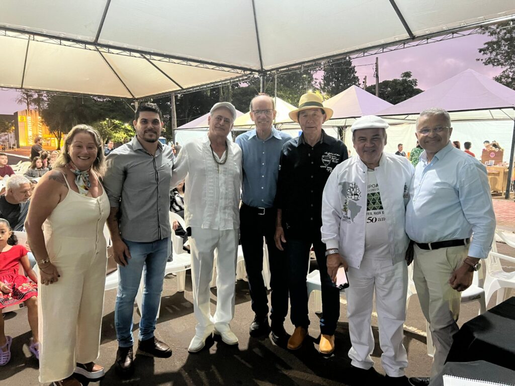 11º Festibai transforma sábado em noite de talento, música e espírito natalino em Amambai