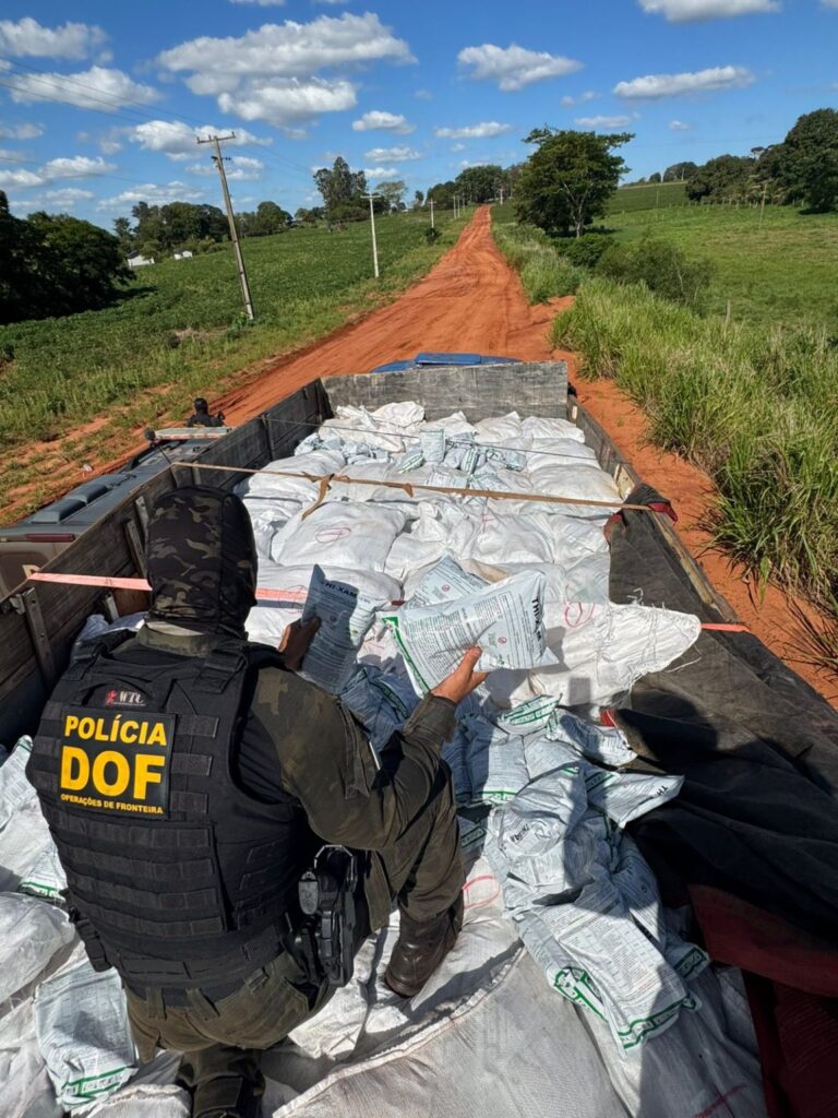 Com quase 200 toneladas em 2025, DOF registra a 2ª maior marca histórica em apreensões de drogas Com quase 200 toneladas em 2025, DOF registra a 2ª maior marca histórica em apreensões de drogas