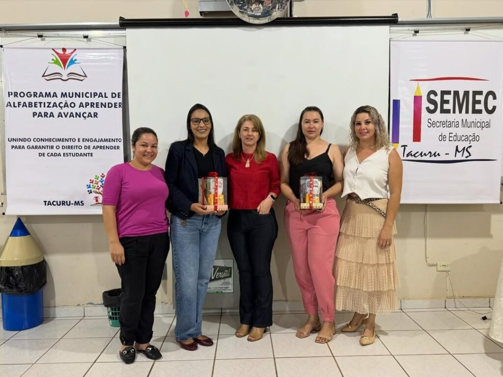 Tacuru realiza 1ª edição do Prêmio Professor Destaque 2025