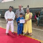 Prefeitura de Amambai realiza entrega de faixas a alunos do judô da Vila Cristina e da Aldeia Limão Verde