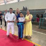 Prefeitura de Amambai realiza entrega de faixas a alunos do judô da Vila Cristina e da Aldeia Limão Verde