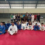 Prefeitura de Amambai realiza entrega de faixas a alunos do judô da Vila Cristina e da Aldeia Limão Verde