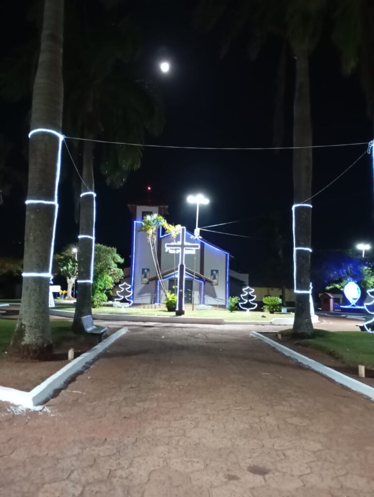 João Paulo do Dinho, celebra o “Natal com Afeto 2025” com moradores de Cristalina e Nova América em Caarapó