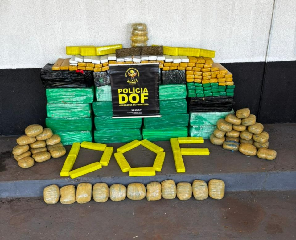 Coronel Sapucaia: DOF apreende mais de meia tonelada de drogas em carro roubado no Paraná