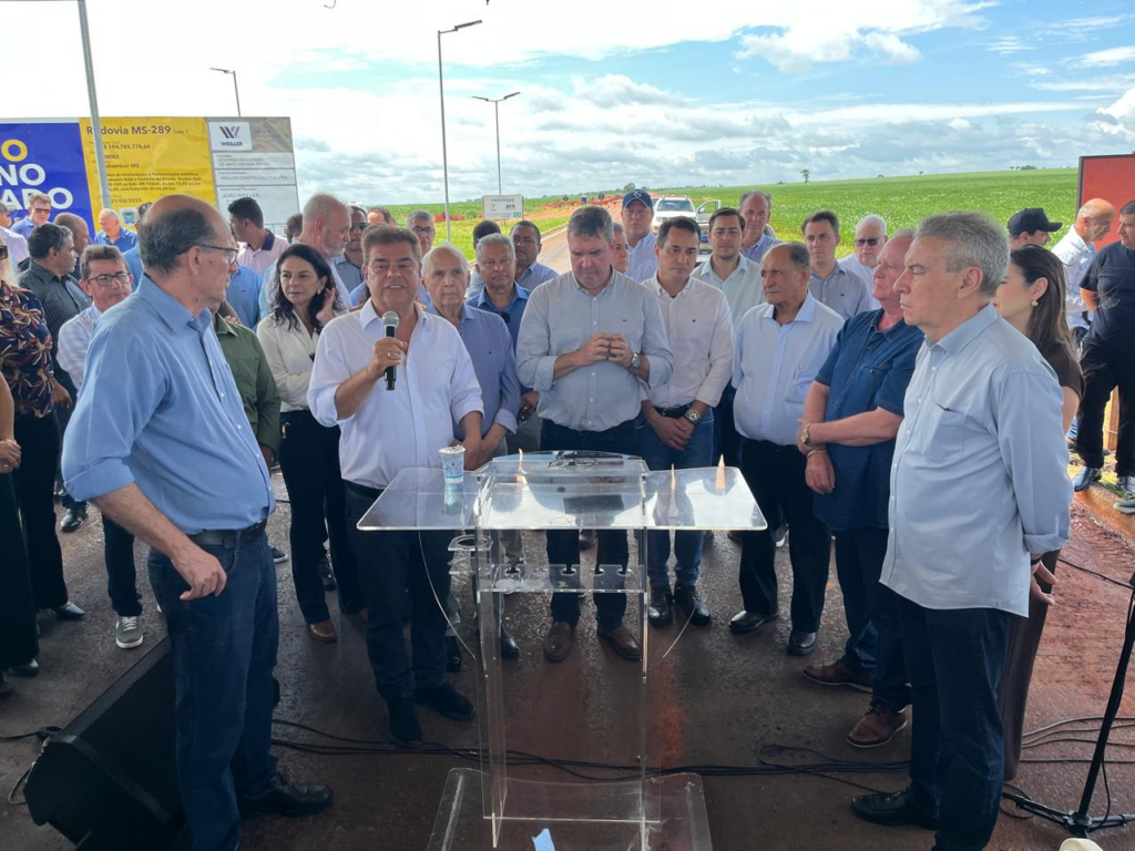 Com o Governador Riedel, Prefeitos e Deputados, Rodrigo Sacuno acompanha lançamento da Obra da MS 289 em Juti