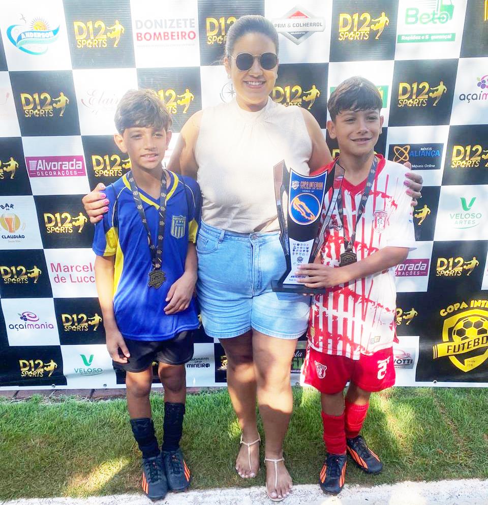 Garotos de Sete Quedas são campeões de torneio de futebol de base em São Paulo