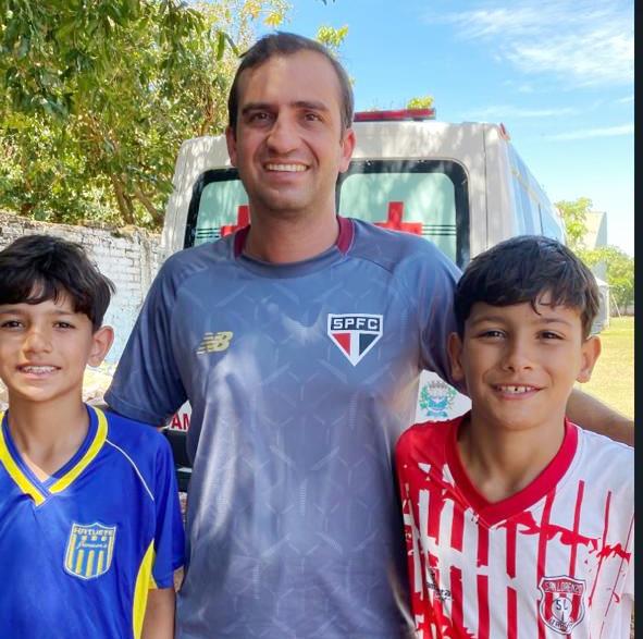 Garotos de Sete Quedas são campeões de torneio de futebol de base em São Paulo