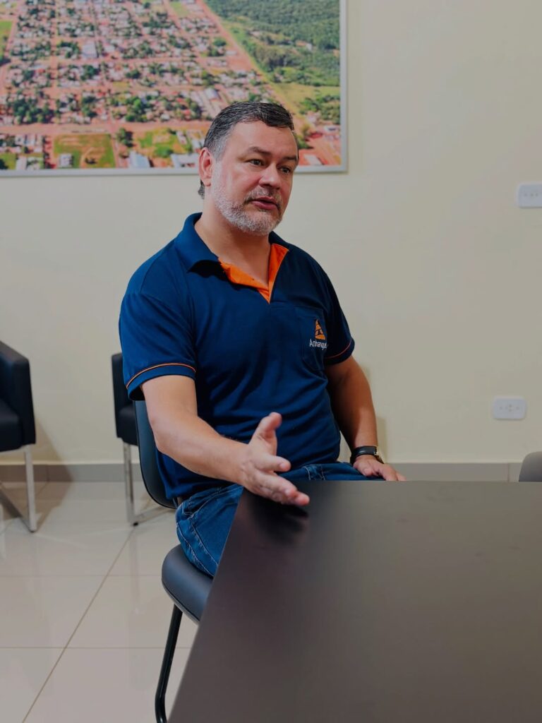 Prefeito de Iguatemi recebe visita cortesia dos diretores da Universidade Anhanguera