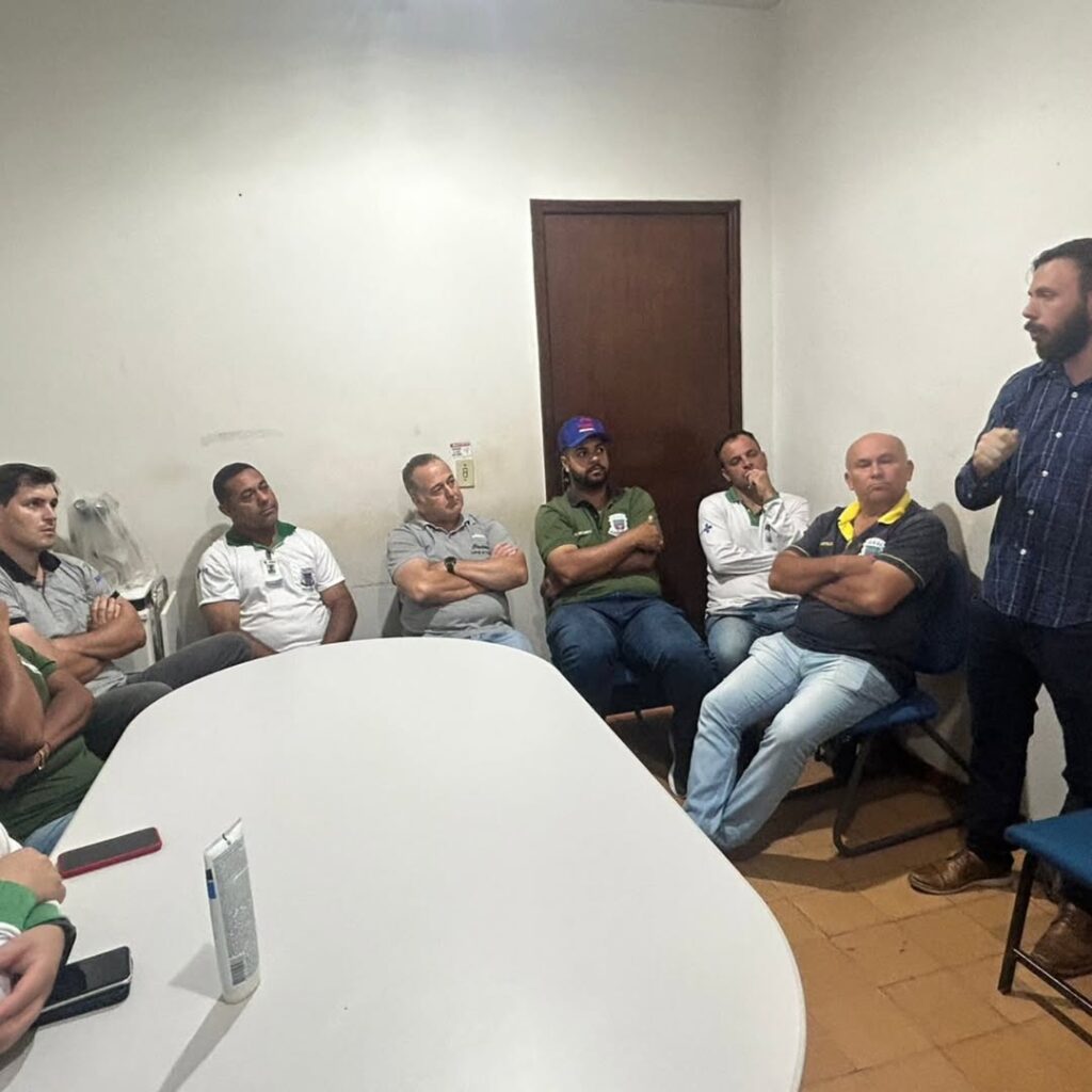 Sete Quedas realiza reunião para organizar atendimento a denúncias de focos de vetores