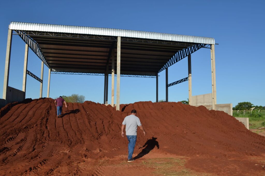 Japorã constrói Estação de Transbordo para embarque do lixo doméstico