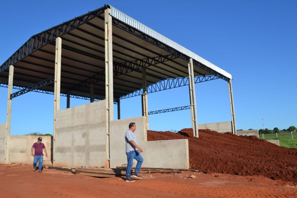 Japorã constrói Estação de Transbordo para embarque do lixo doméstico