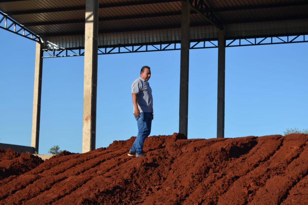 Japorã constrói Estação de Transbordo para embarque do lixo doméstico