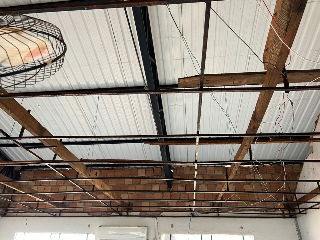 Prefeitura de Japorã executa reforma geral da escola ‘José de Alencar’, no distrito de Jacareí