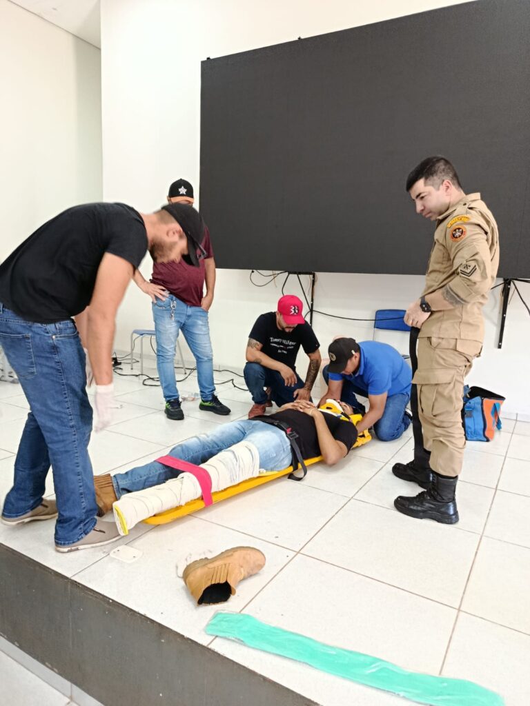 Capacitação que salva vidas: profissionais do Hospital Municipal de Cel. Sapucaia passam por treinamento intensivo em atendimento a vítimas de traumas