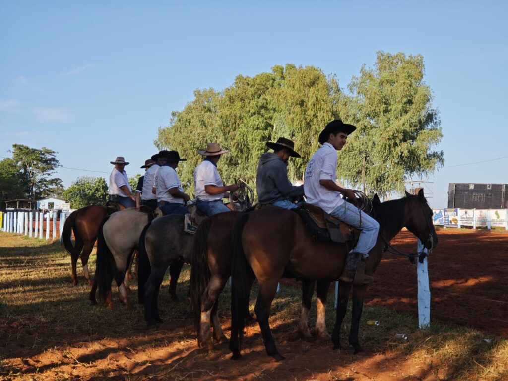 Com apoio da Prefeitura, Sete Quedas vira palco da abertura do laço comprido em MS