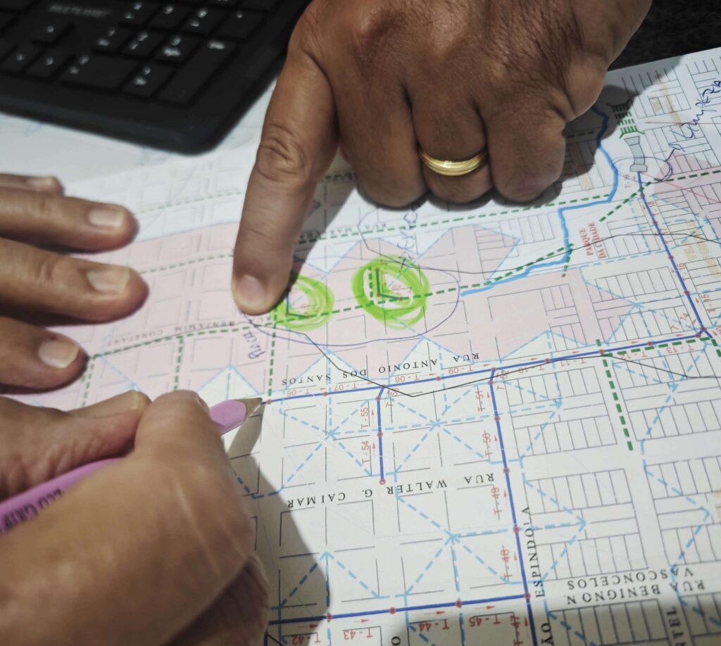 Novas bocas de lobos vão sanar problema de alagamento em Amambai, diz empreiteira