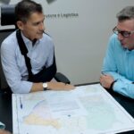 Prefeito de Sete Quedas assina ordem de serviço para obras de asfalto no bairro El Paraíso