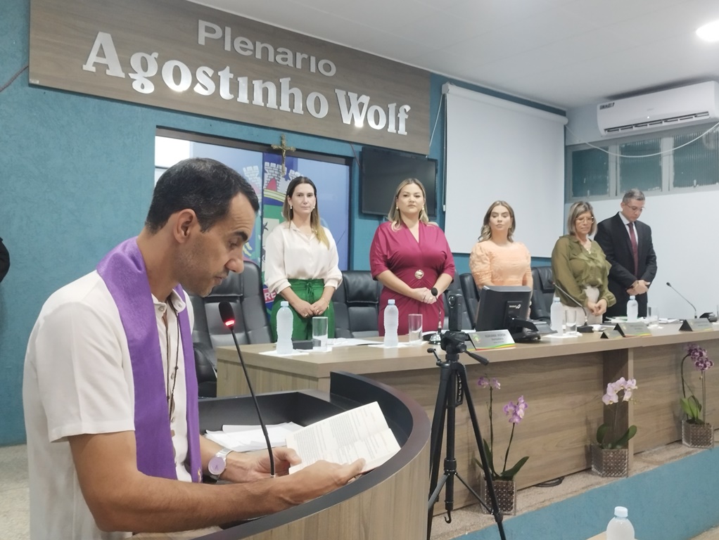 Sessão solene marca a abertura do ano legislativo 2026 na Câmara de Aral Moreira