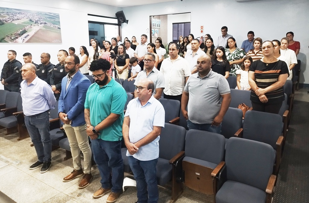 Sessão solene marca a abertura do ano legislativo 2026 na Câmara de Aral Moreira