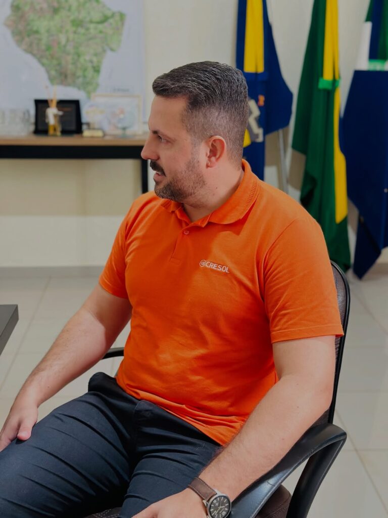 Prefeito recebe representantes da Cresol e trata da implantação da Sala de Negócios em Iguatemi