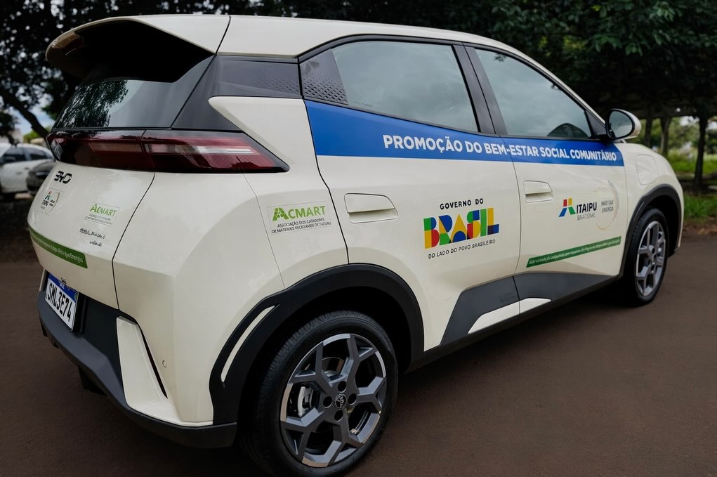 Associação dos Catadores de Materiais Recicláveis de Tacuru é contemplada pela Itaipu Binacional Associação dos Catadores de Materiais Recicláveis de Tacuru é contemplada pela Itaipu Binacional