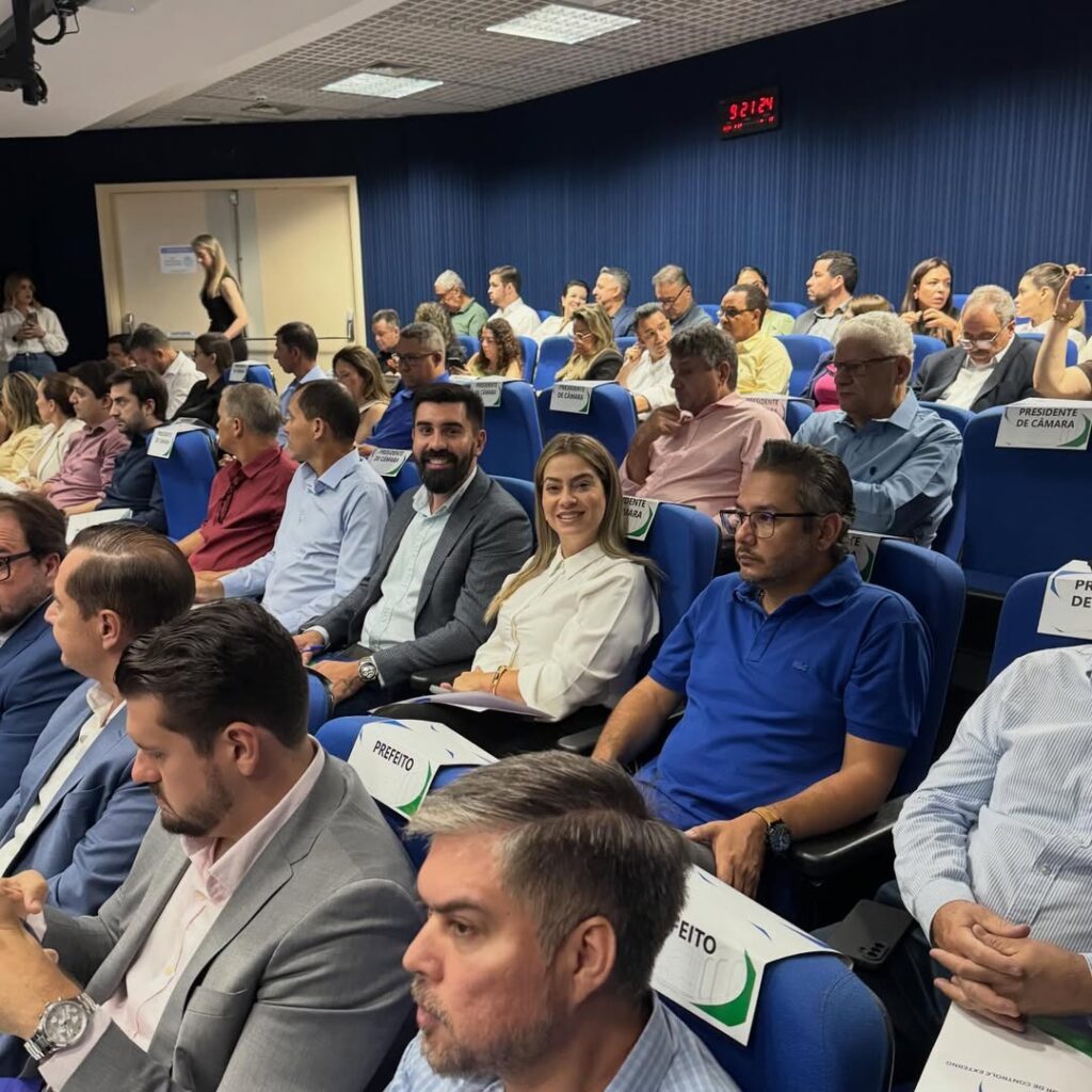 Vereadores de Aral Moreira participam de evento do TCE-MS sobre consensualismo