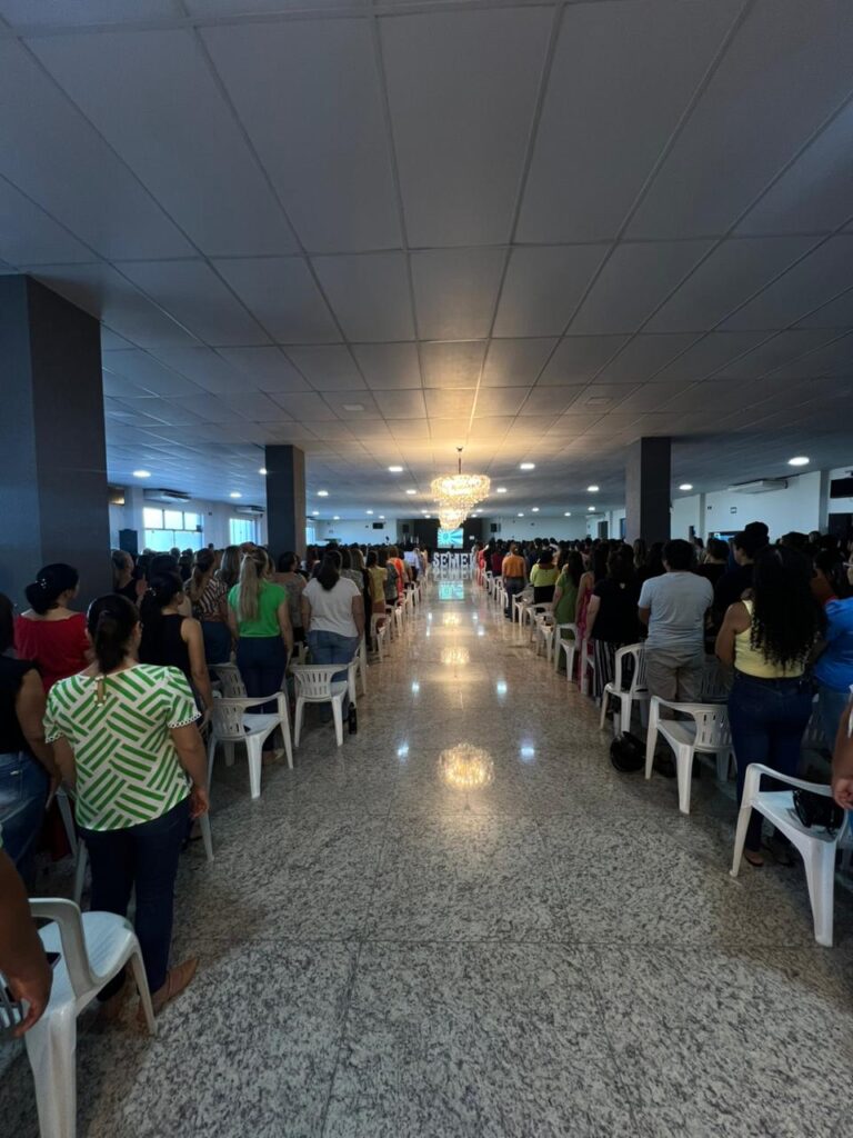 Amambai: Abertura do Ano Letivo reúne educadores e reforça compromisso com a qualidade do ensino