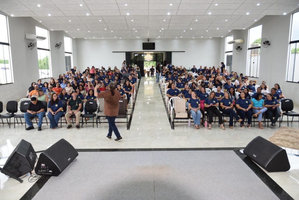 Secretaria de Educação de Iguatemi promove “formação continuada” para professores e servidores que atuam na Rede Municipal de Ensino