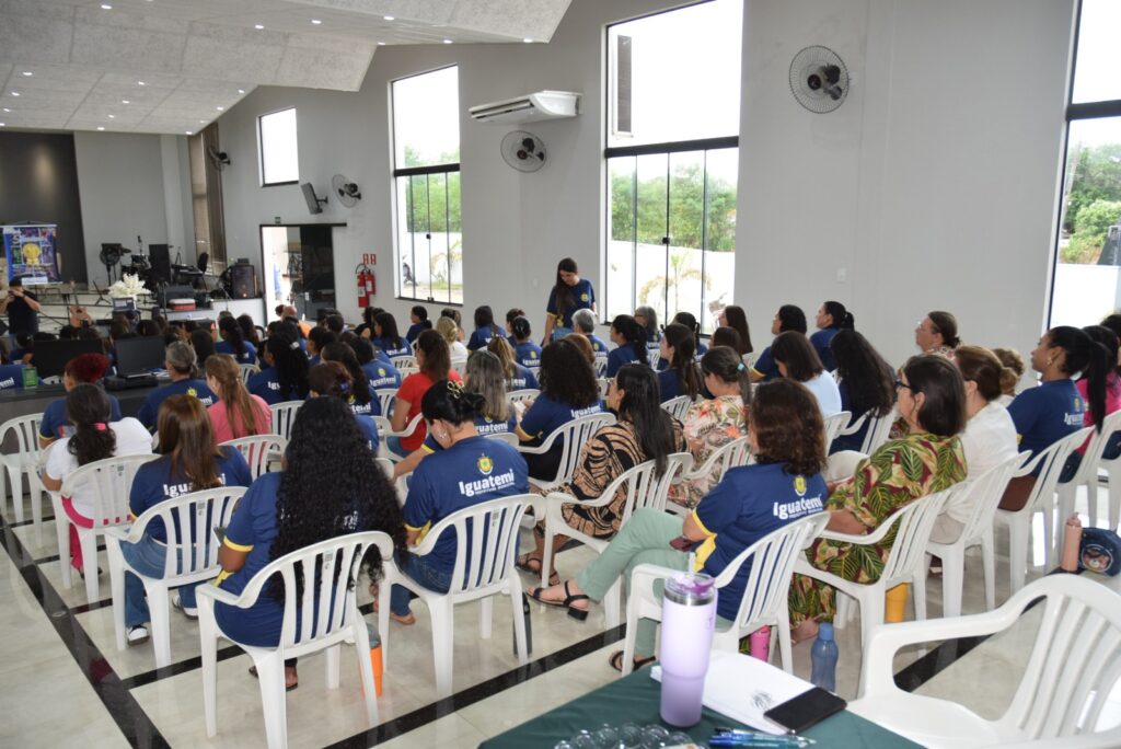 Secretaria de Educação de Iguatemi promove “formação continuada” para professores e servidores que atuam na Rede Municipal de Ensino