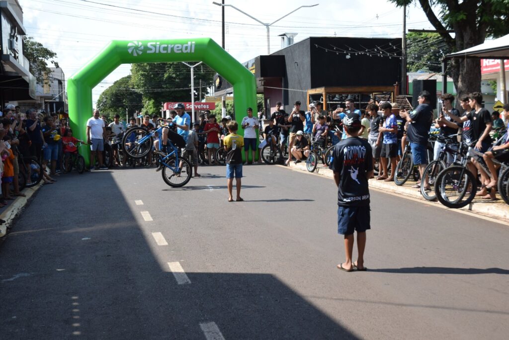 21º Encontro Regional Sul-mato-grossense de Bike em Iguatemi movimentou tarde do sábado dia (21)