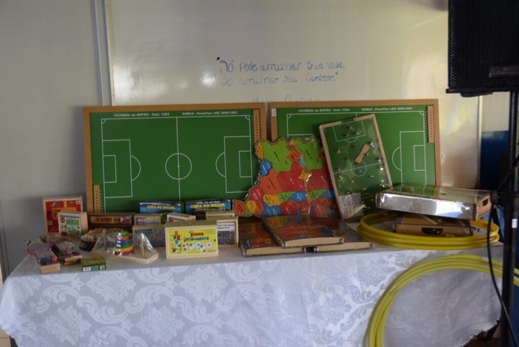 Iguatemi: Projeto da Polícia Militar "Bom de Bola, Bom na Escola" inicia suas atividades oficialmente