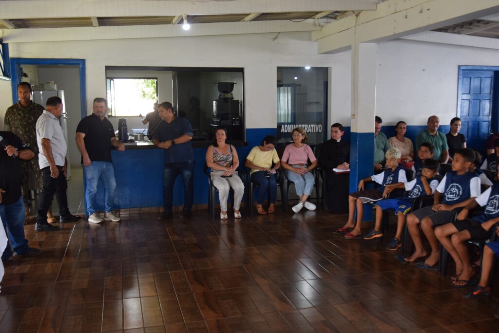 Iguatemi: Projeto da Polícia Militar "Bom de Bola, Bom na Escola" inicia suas atividades oficialmente