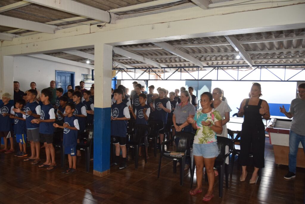 Iguatemi: Projeto da Polícia Militar "Bom de Bola, Bom na Escola" inicia suas atividades oficialmente