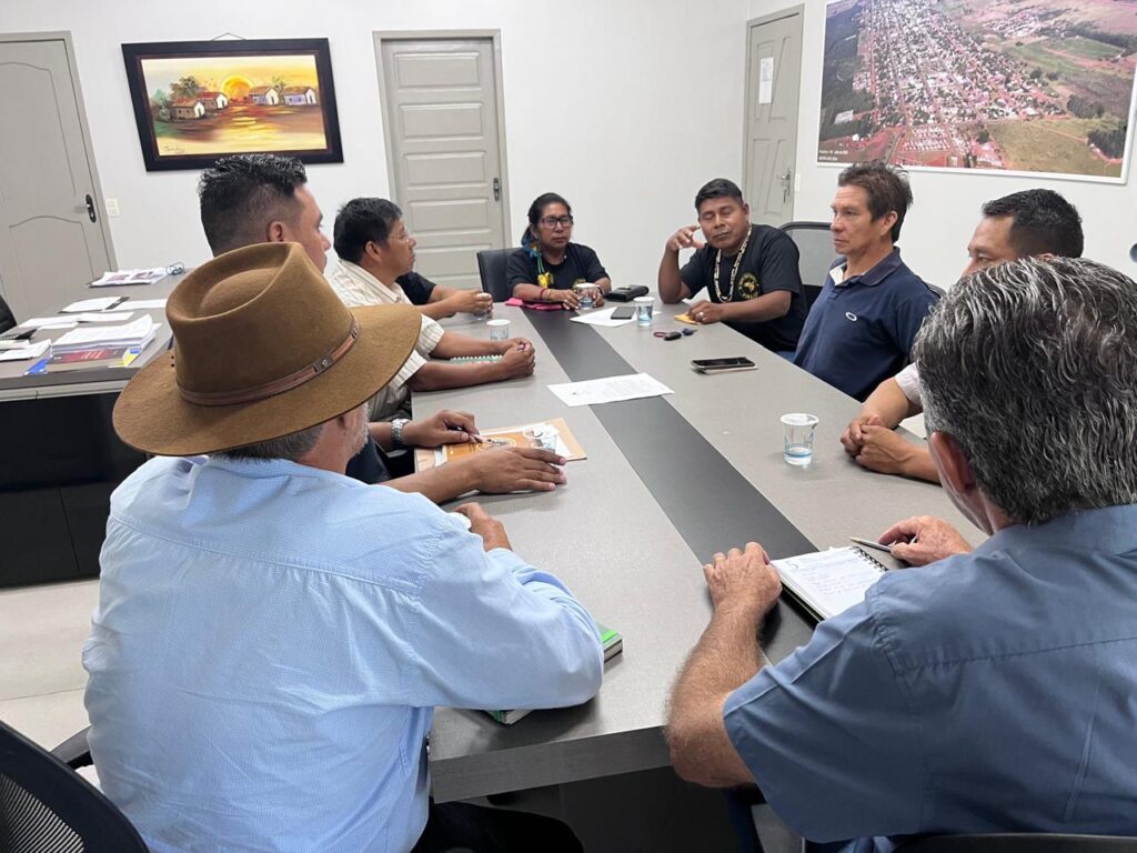 Prefeitura de Paranhos realiza reunião com lideranças indígenas e SESAI