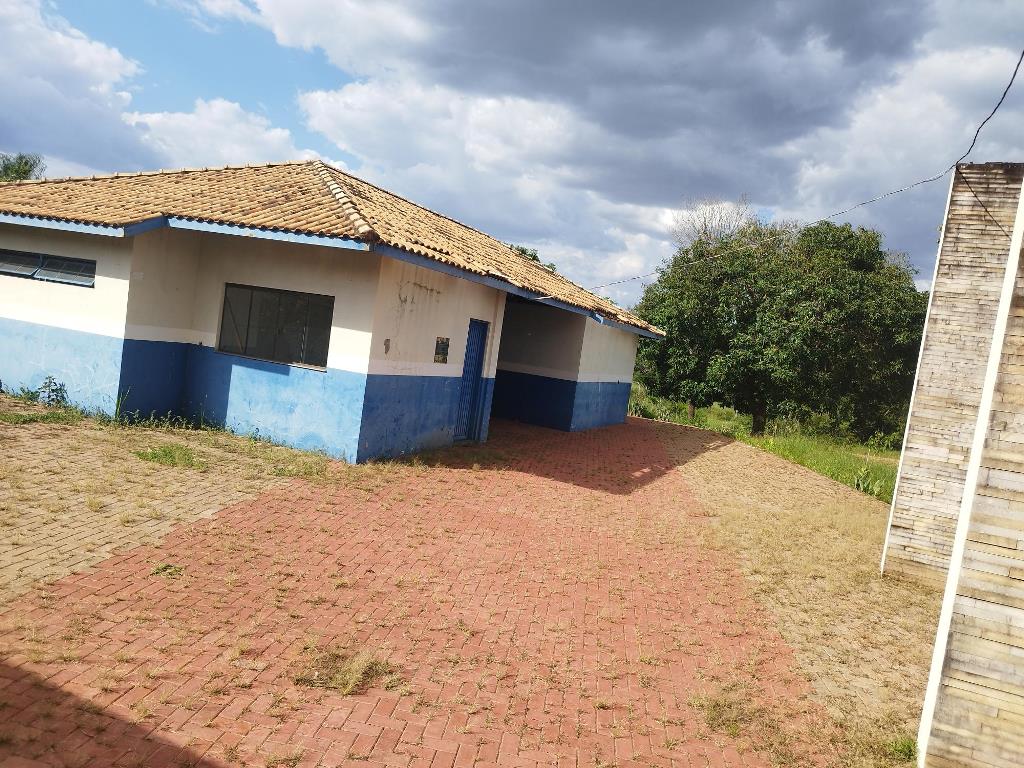 Eder Pinzan pede manutenção no Parque do Panduí em Amambai