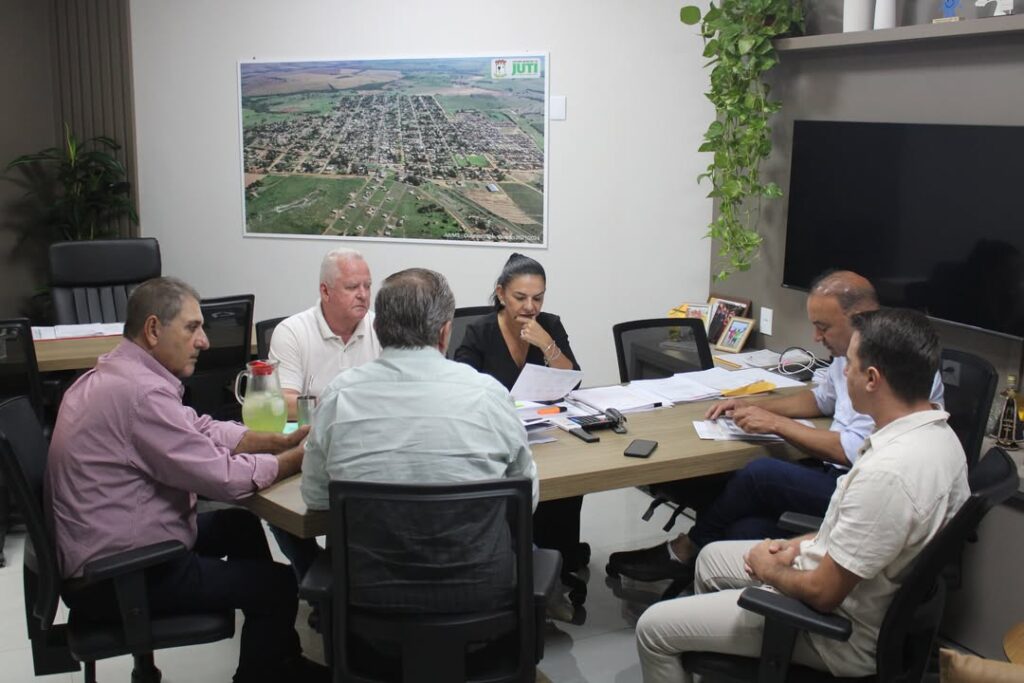 Prefeitura de Juti fortalece diálogo com Governo do Estado em reunião institucional