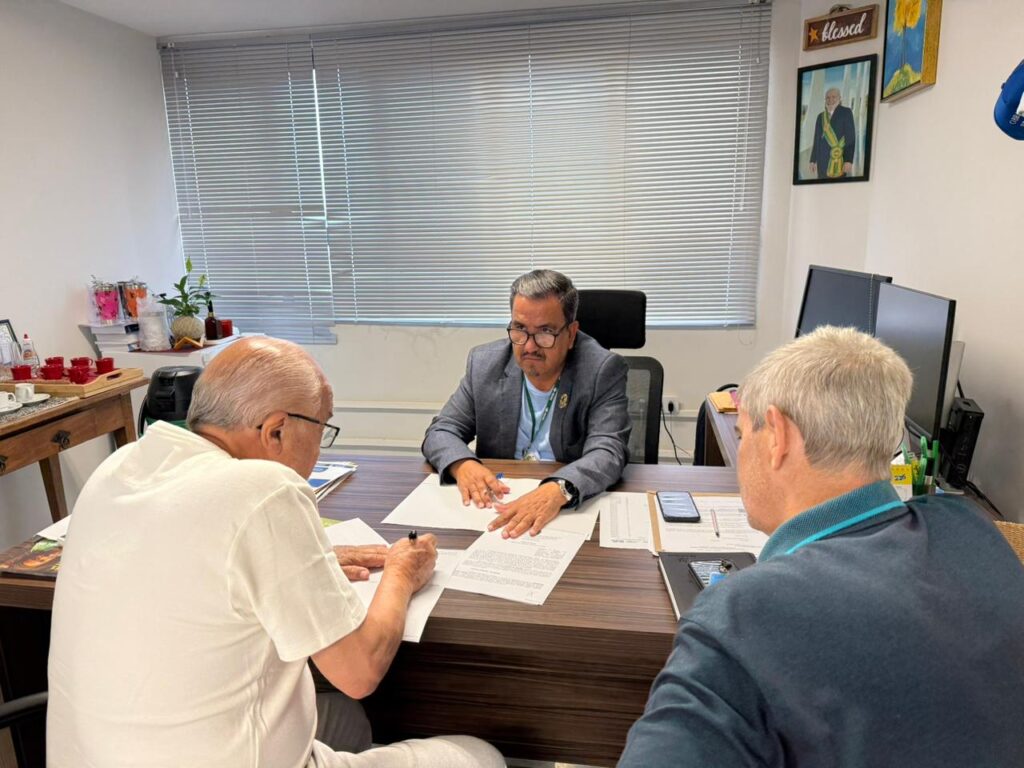 Iguatemi: Dr. Lídio assina termo de adesão e firma parceria com o INCRA do programa Terra Cidadã