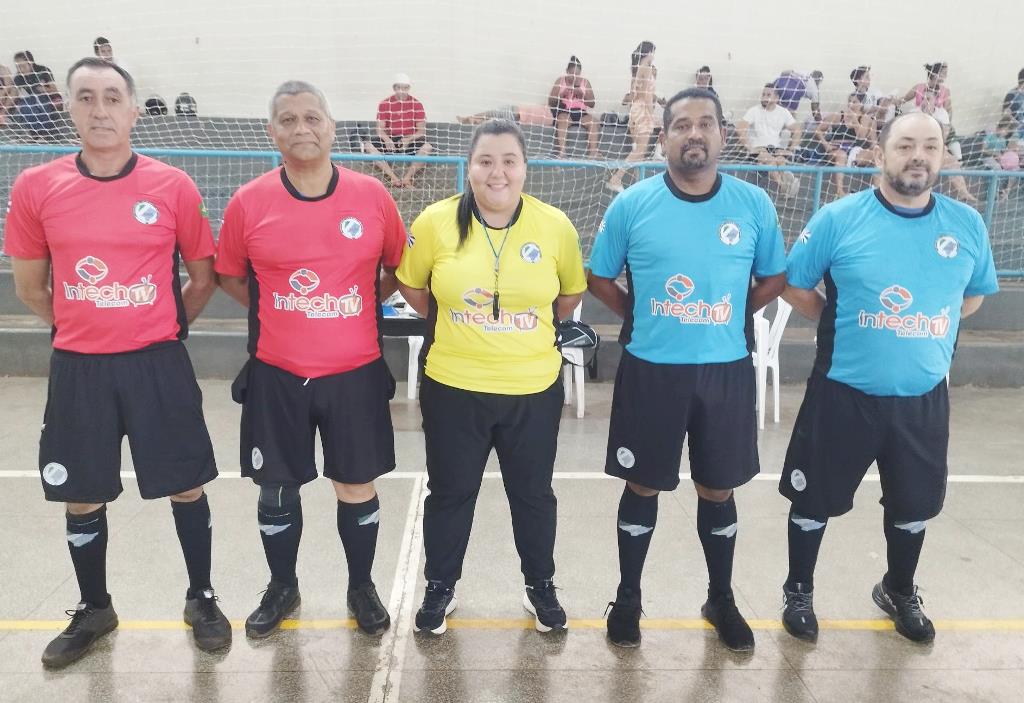 Raça União é campeã do 2º Torneio Sedesc de Futsal Feminino em Amambai