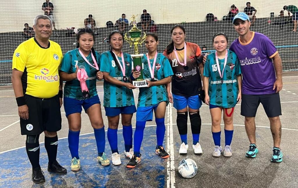 Raça União é campeã do 2º Torneio Sedesc de Futsal Feminino em Amambai