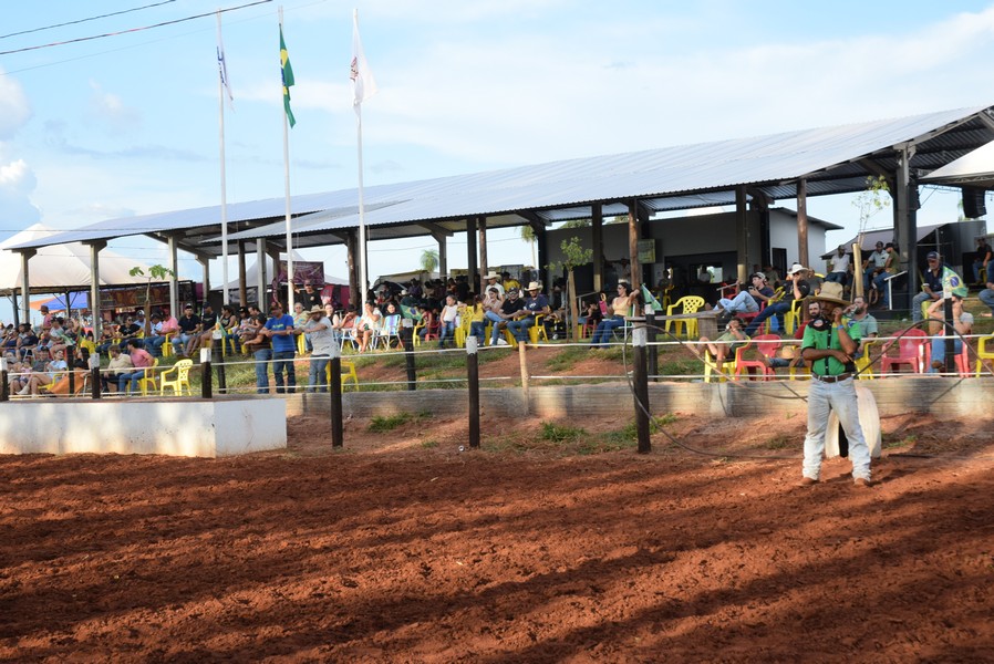 1ª etapa do Circuito Profissional do Laço Comprido Fazenda Tuneiras – CPLFT foi um verdadeiro sucesso em Iguatemi
