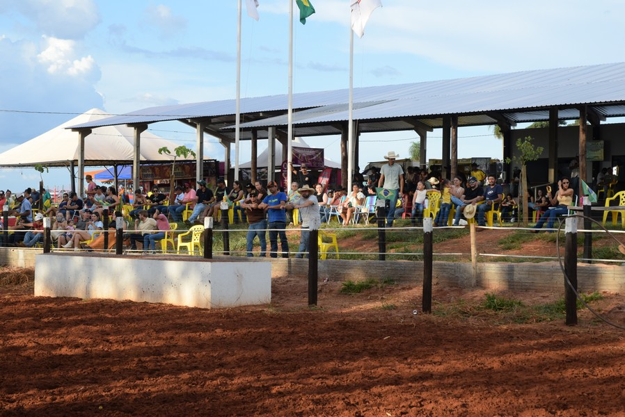 1ª etapa do Circuito Profissional do Laço Comprido Fazenda Tuneiras – CPLFT foi um verdadeiro sucesso em Iguatemi