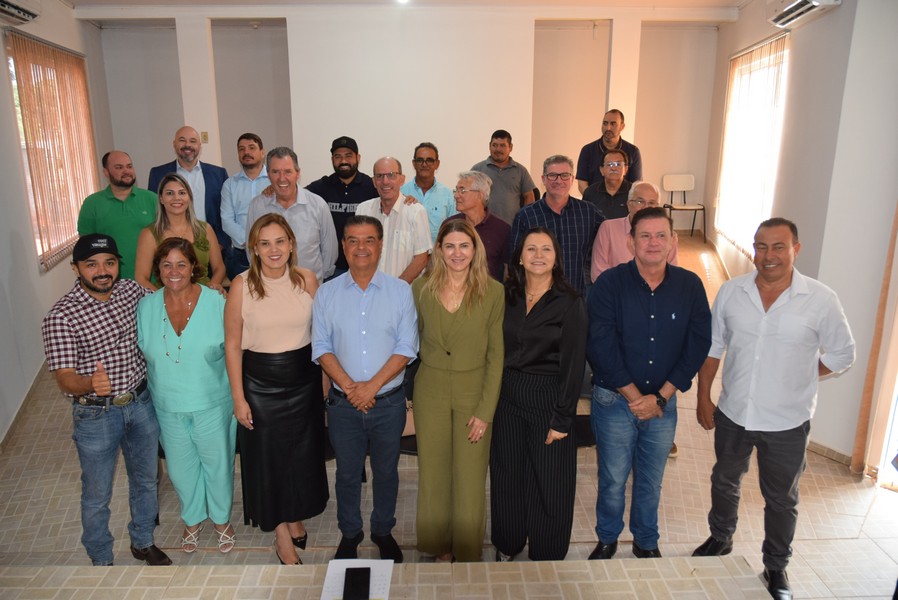 Iguatemi recebe o senador Nelsinho Trad para anunciar a liberação de emenda federal no valor de R$ 4,9 milhões para o Conisul