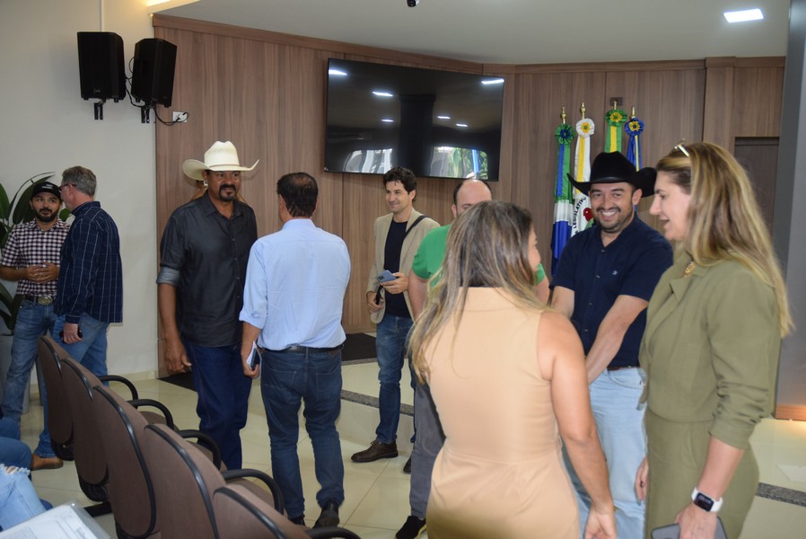 Iguatemi recebe o senador Nelsinho Trad para anunciar a liberação de emenda federal no valor de R$ 4,9 milhões para o Conisul