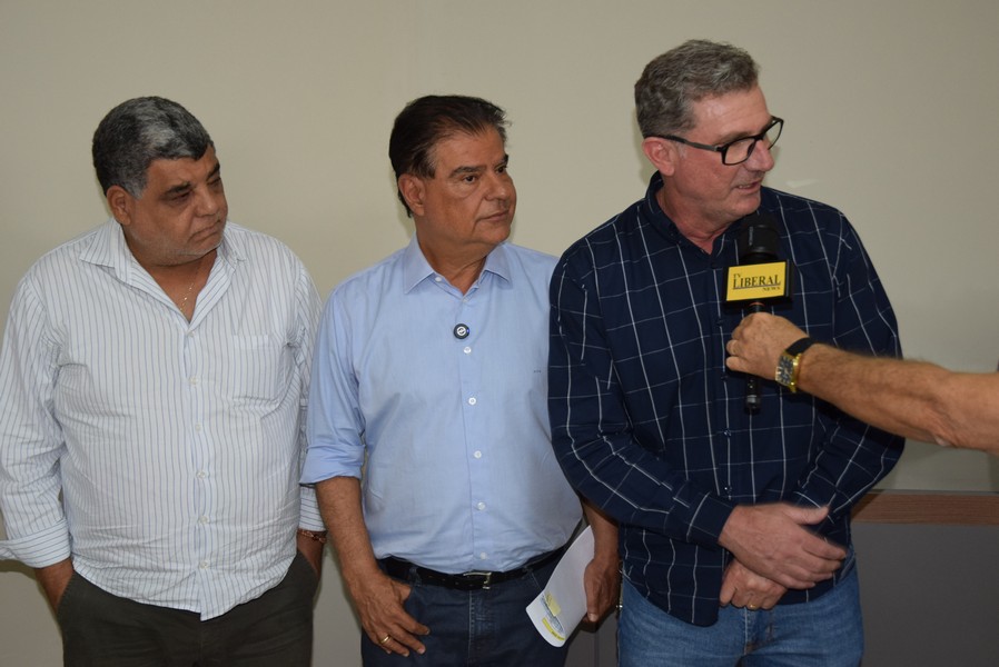 Iguatemi recebe o senador Nelsinho Trad para anunciar a liberação de emenda federal no valor de R$ 4,9 milhões para o Conisul