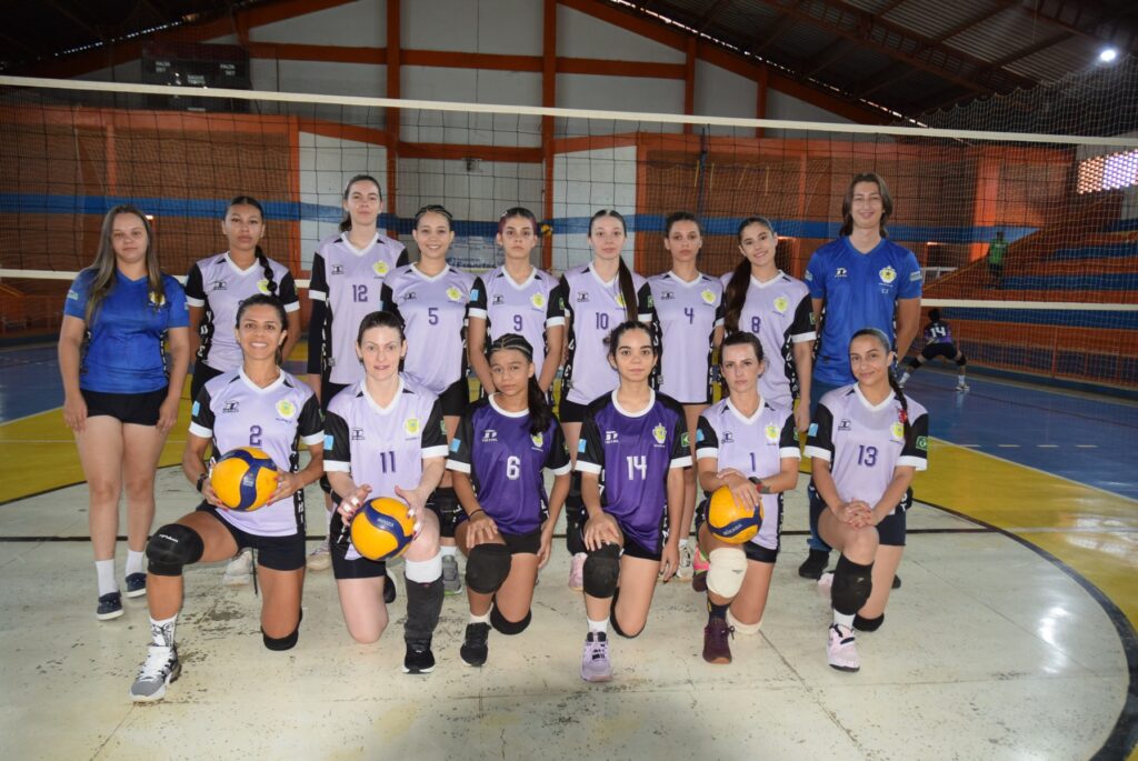 Equipes de Iguatemi se destacam na etapa do Cone Sul de vôlei masculino e feminino com 100% de aproveitamento