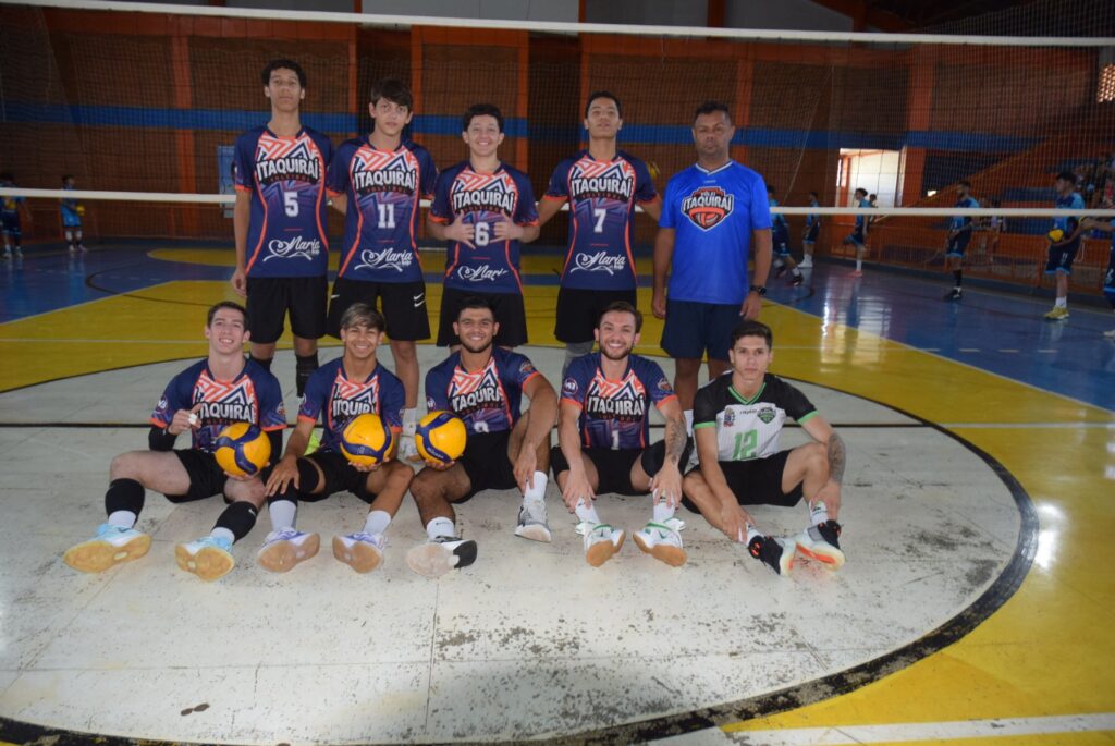 Equipes de Iguatemi se destacam na etapa do Cone Sul de vôlei masculino e feminino com 100% de aproveitamento