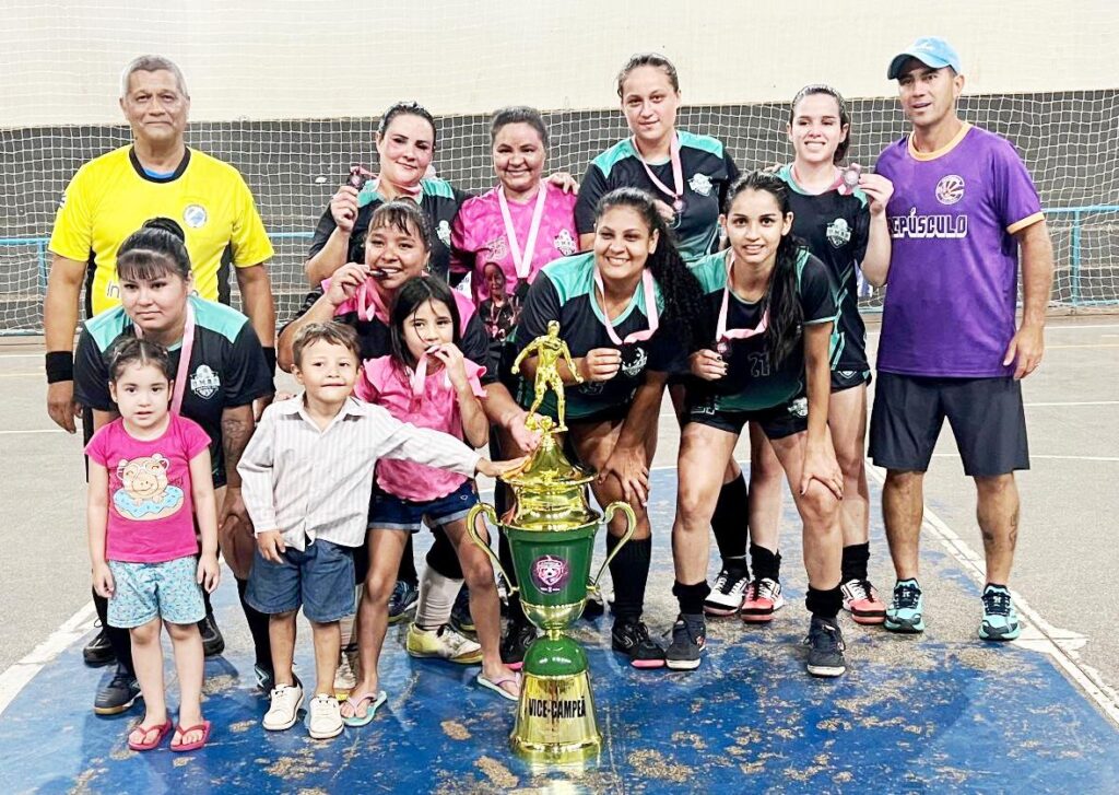 Raça União é campeã do 2º Torneio Sedesc de Futsal Feminino em Amambai