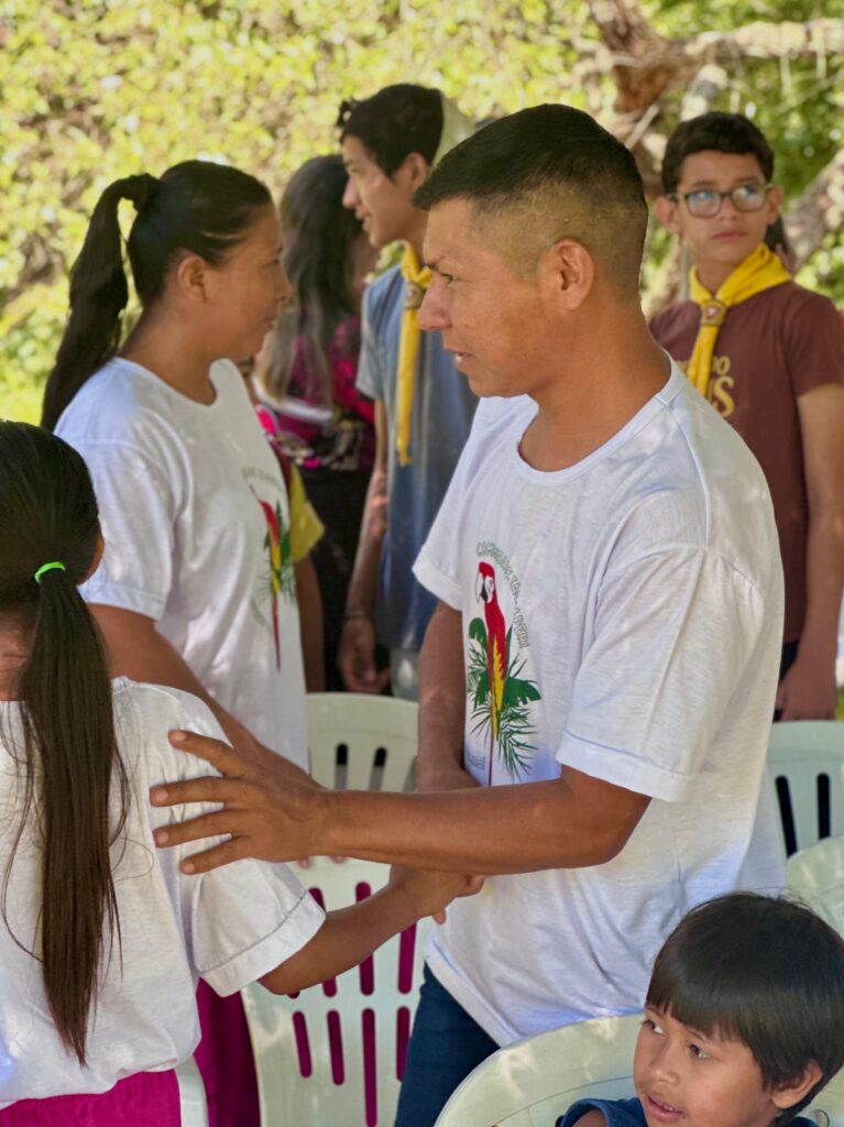 Desbravadores transformam sábado em missão na Aldeia Taquaperi, em Coronel Sapucaia Desbravadores transformam sábado em missão na Aldeia Taquaperi, em Coronel Sapucaia